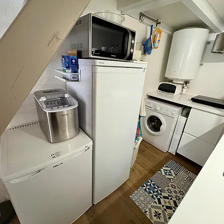 Pavillon Rénové Avec Terrasse&piscine Hébergement de vacances *